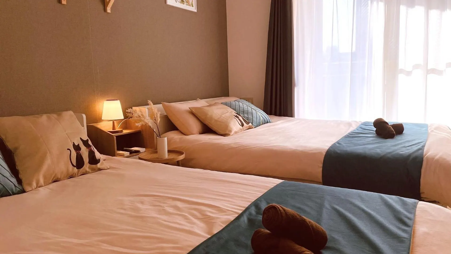 Dotonbori, Nipponbashi, Nagahoribashi Station 5Minutes On Foot Double Bed Se8 contacts